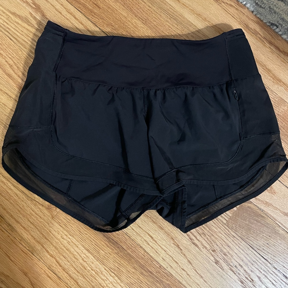 Lululemon black athletic shorts lined